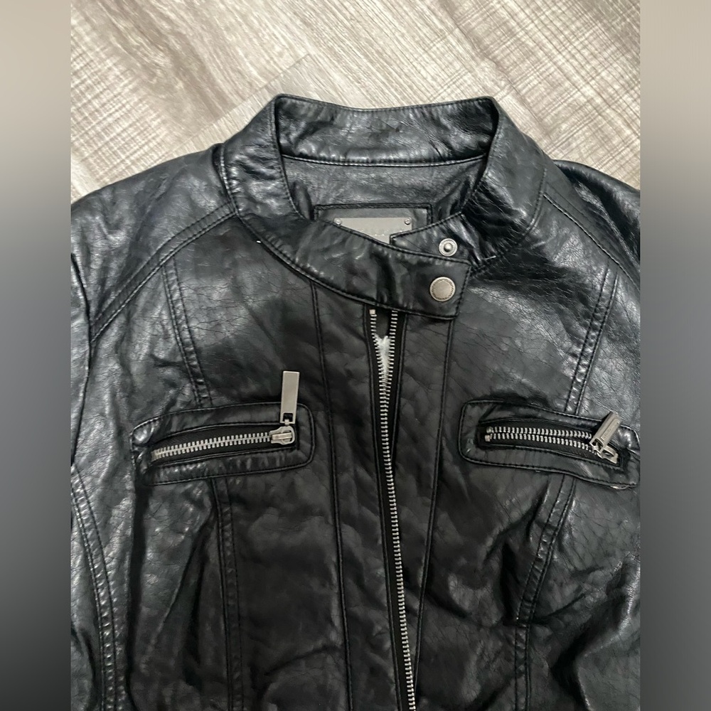 JOU JOU Black Juniors' Faux- Lined Moto Jacket Size X Large, Created for Macy's - Picture 4 of 7